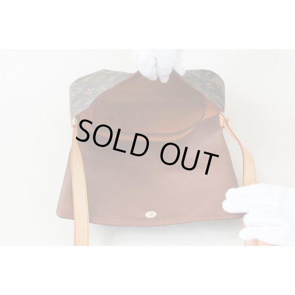 ルイ・ヴィトン　ミュゼット・タンゴロング　M51388　中身