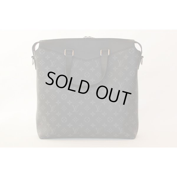 ルイ・ヴィトン　トート・エクスプローラー M40567　裏面