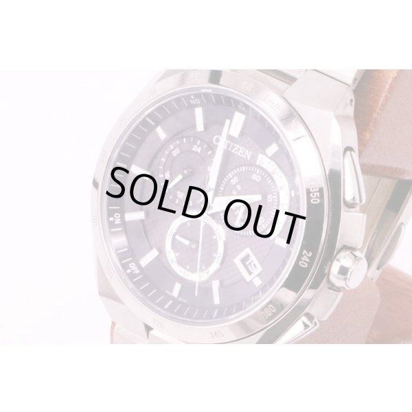 シチズン　アテッサ　E610-T018505　電波エコドライブ　黒文字盤　サイド拡大