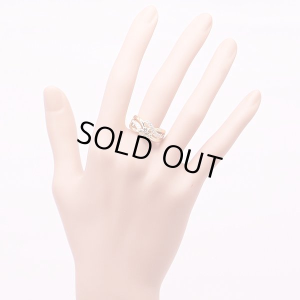 タサキ　K18 ダイアイリリング 0.30ct 6.30g　装着イメージ