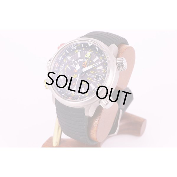 シチズン　アルティクロン　BN4021-02E　黒文字盤　サイド