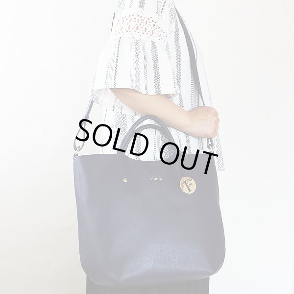 フルラ　ALISSA 2WAYショルダーバック 747263 ネイビー／NOT　掛けたイメージ