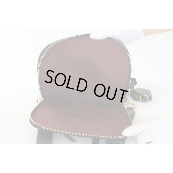 マークジェイコブス　ショルダーバック M0008137 001 ブラック　ポケット