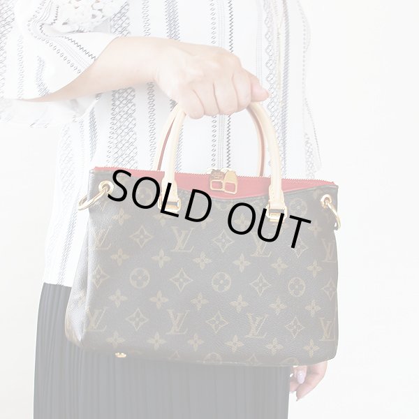 ルイ・ヴィトン　パラスBB M41241 スリーズ　持ったイメージ