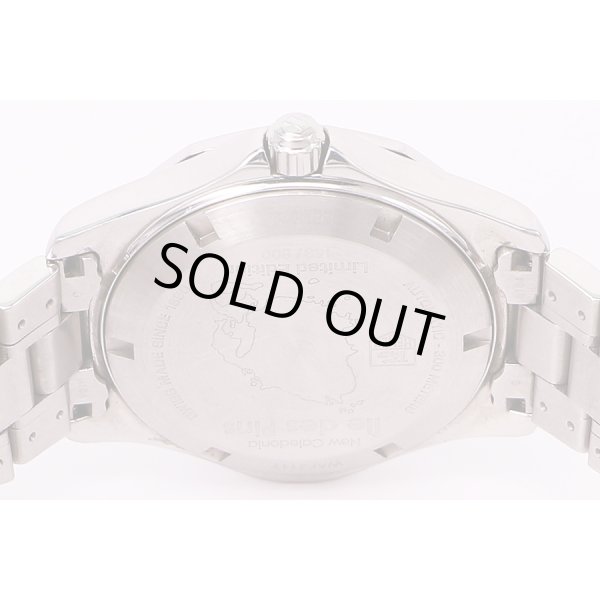 タグホイヤー　アクアレーサー　WAF211T　青文字盤　イルデパン限定　裏面拡大