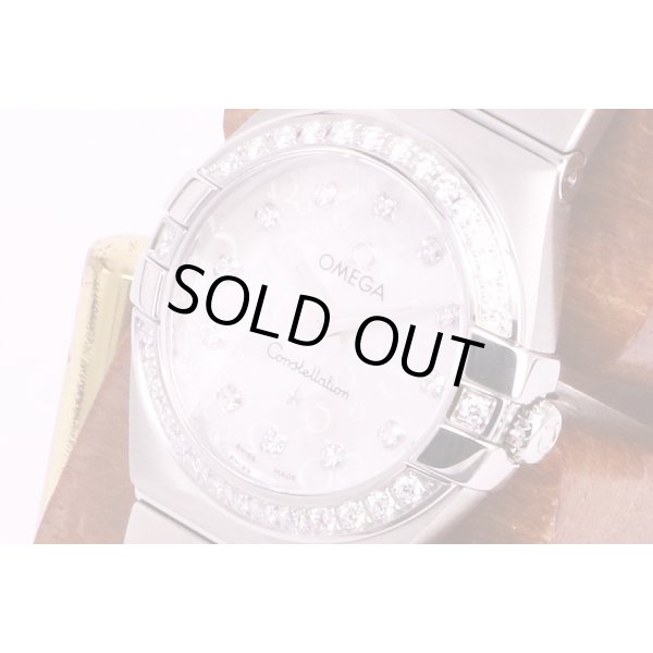 オメガ　コンステレーション　ブラッシュ　123.15.24　シェル文字盤　12P　ベゼルD　サイド拡大