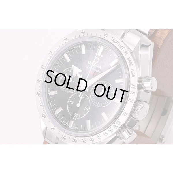 オメガ　スピードマスター　ブロードアロー　1957　321.10.42　黒文字盤　サイド拡大