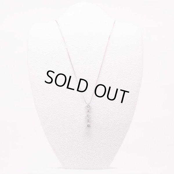 K18WG ダイアイリペンダントネックレス 1.005ct 3.20g　装着イメージ