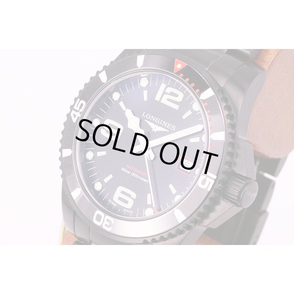 ロンジン　ハイドロコンクエスト　黒文字盤　サイド拡大