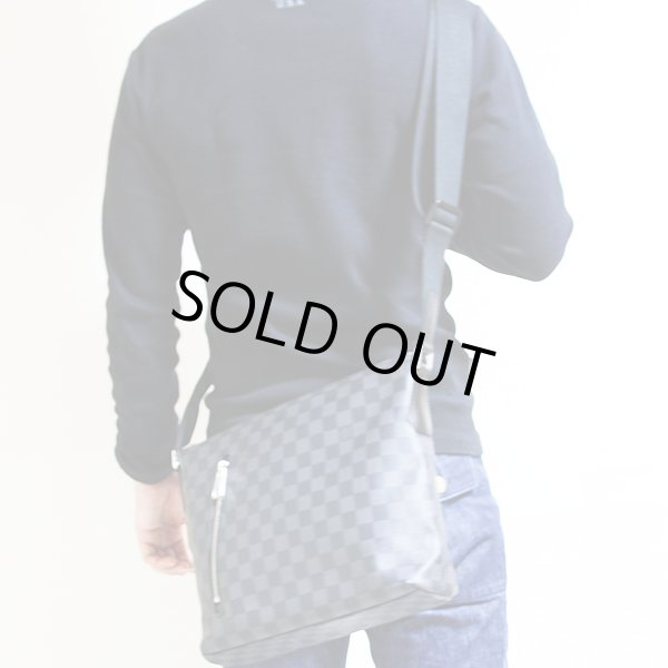 ルイ・ヴィトン　ミック PM N41211　掛けたイメージ