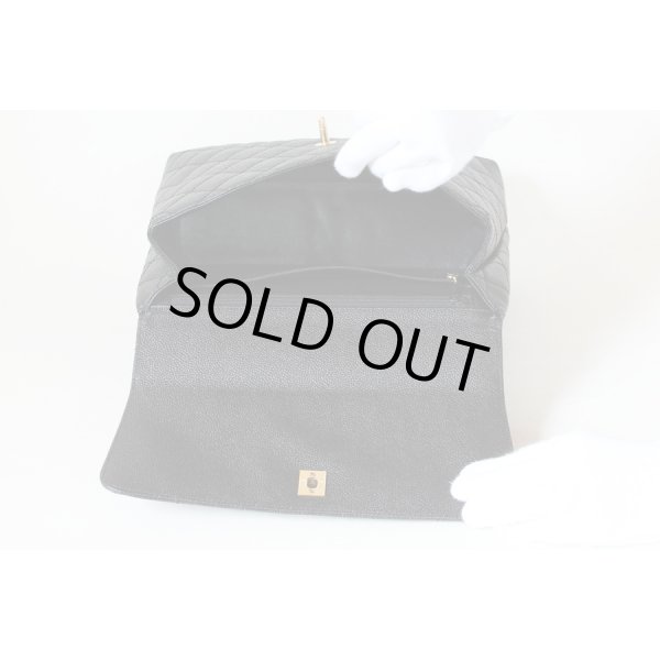 シャネル　ハンドバック ブラック／ゴールド金具　中身