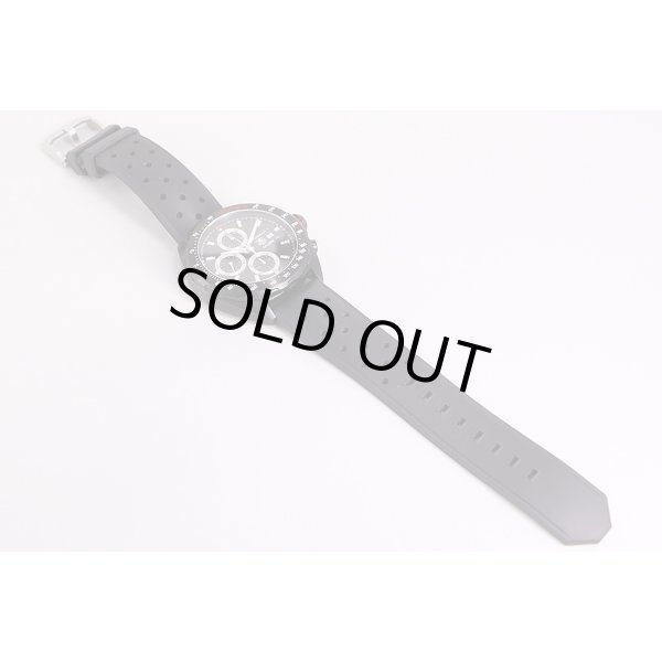 タグホイヤー　フォーミュラー1　キャリバー16　CAZ2011-0　黒文字盤　ラバーベルト状態　表