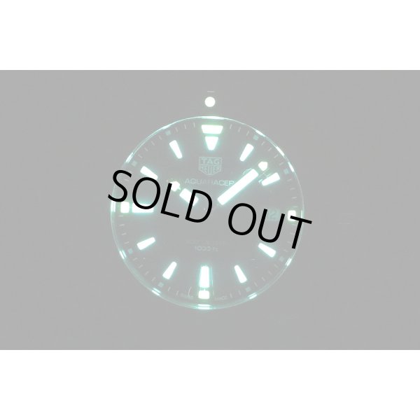 タグホイヤー　アクアレーサー　WAY111A　黒文字盤　ライト暗闇