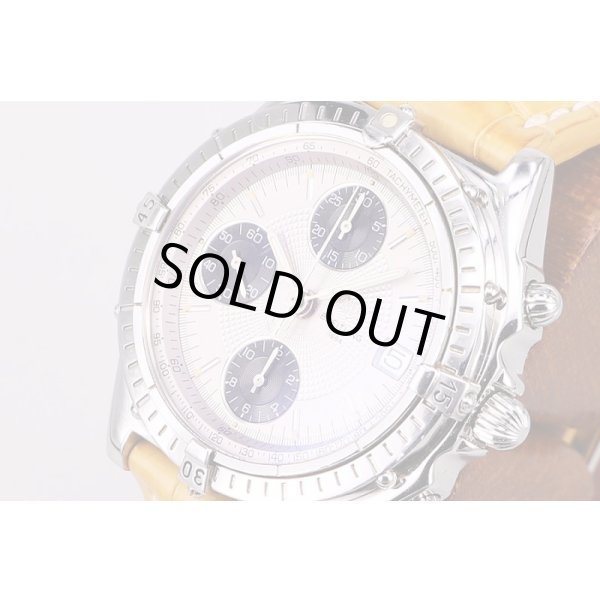 ブライトリング　クロノマット　A13050　銀文字盤　黒インダイアル　サイド拡大