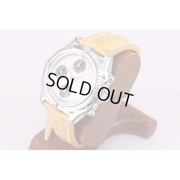 ブライトリング　クロノマット　A13050　銀文字盤　黒インダイアル　サイド