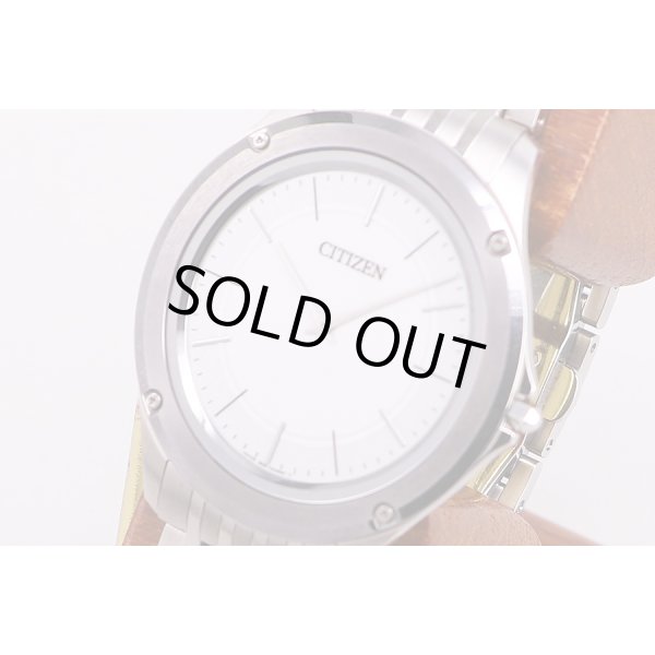 シチズン　エコドライブ　ワン　8826-T022812　銀文字盤　サイド拡大