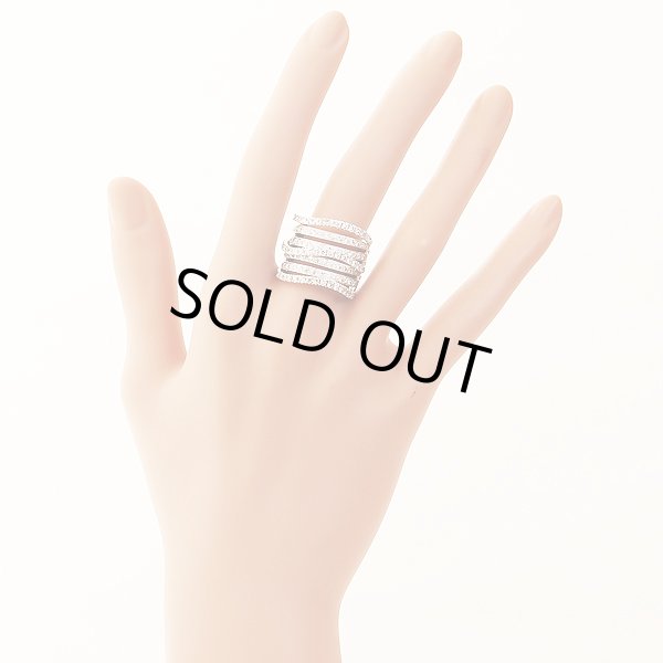 K18WG ダイアイリリング 1.94ct 12.90g　装着イメージ