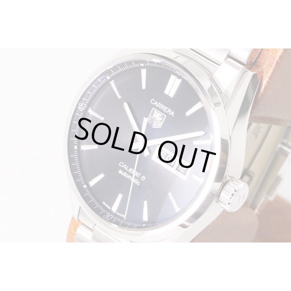 タグホイヤー　カレラ　キャリバー５　ＷＡＲ２０１Ａ－１　黒文字盤　サイド拡大