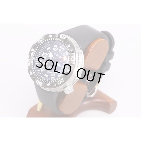 シチズン　アクアランド　ＢＮ２０２４－０５Ｅ　黒文字盤　サイド