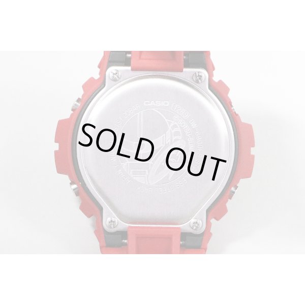 カシオ　Ｇショック　ＧＷ－６９００ＦＳ　シャア　ザクII限定　裏面拡大