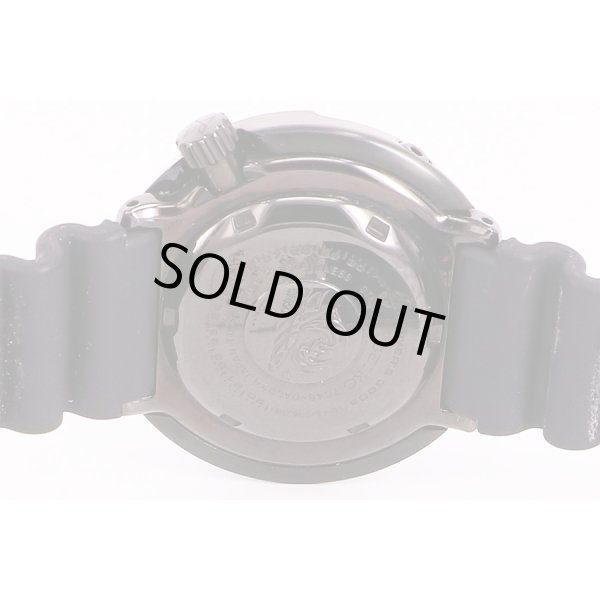 セイコー　プロスペック　マリンマスター　SBBN035　黒文字盤　裏面拡大