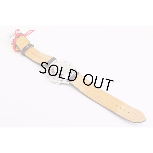 ブライトリング　ナビタイマー　A23323　黒文字盤　革ベルト状態　裏面