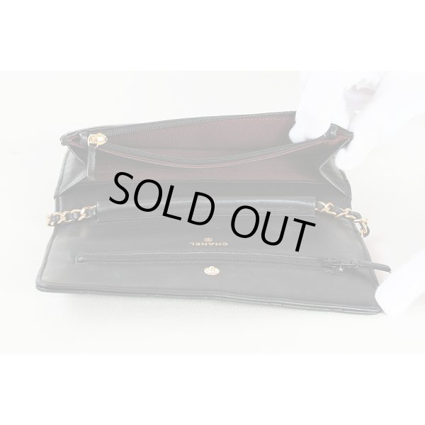 シャネル　チェーンウォレット　黒／ゴールド金具　小銭入れ