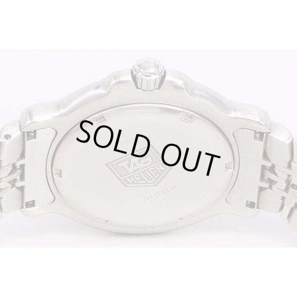 タグホイヤー　6000　WH1111　白文字盤　裏面拡大