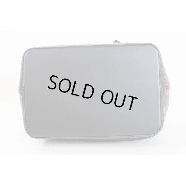 ルイヴィトン　ネオノエ　M54366　SR5108　ノワール　底