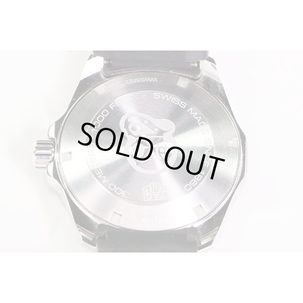 アカウレーサー　ＷＡＹ１１１Ａ　黒文字盤　裏面拡大