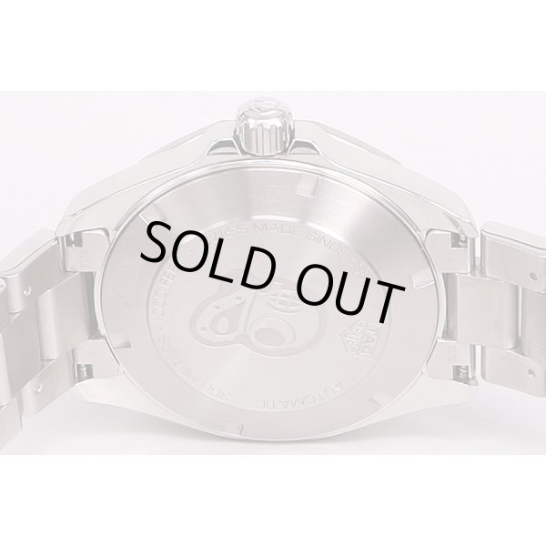 タグホイヤー　アクアレーサー　WBD2112　キャリバー5　紺文字盤　裏面拡大