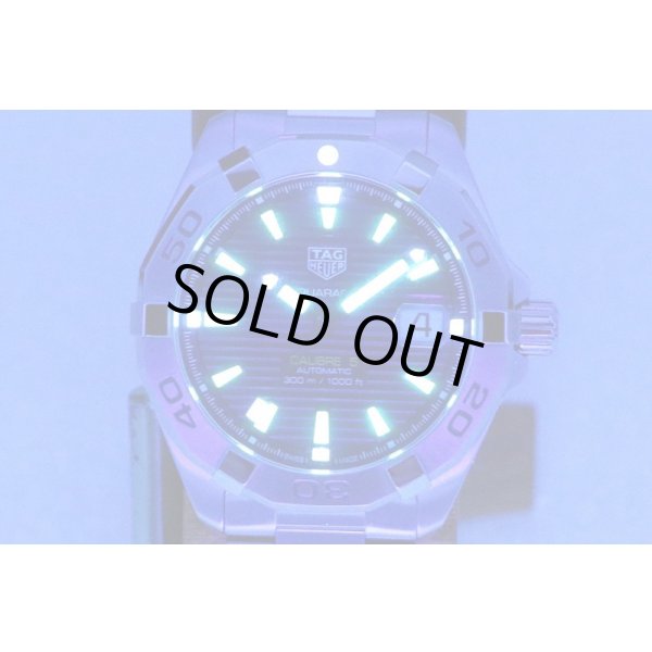 タグホイヤー　アクアレーサー　WBD2112　キャリバー5　紺文字盤　ライト