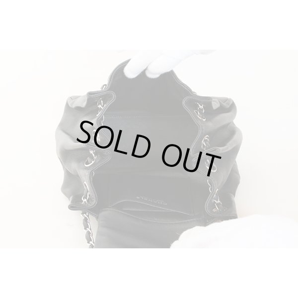 シャネル　ショルダーバッグ　黒　SIV金具　中身