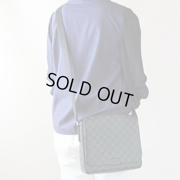 ルイ・ヴィトン　ディストリフトPM　N41260　FL2185　掛けたイメージ