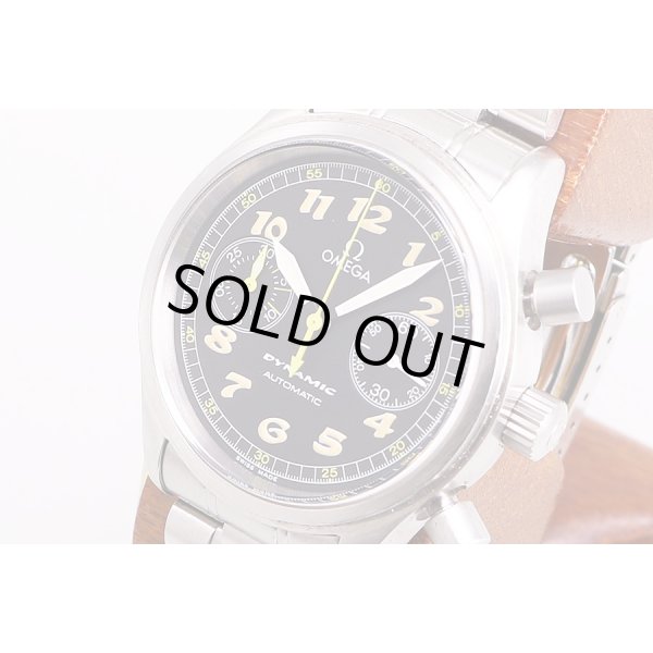 オメガ　ダイナミック　クロノ　5240.50　黒文字盤　橙インデックス　サイド拡大