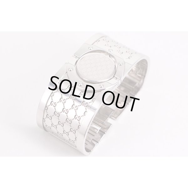 グッチ　トワール　YA112　シェル文字盤　裏面