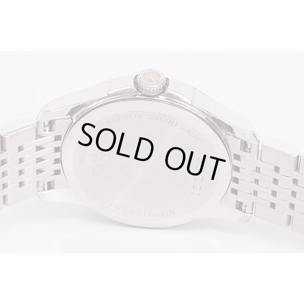 グッチ　タイムレス　126.5　シェル文字盤　12Ｐ　裏面拡大