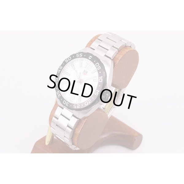 タグホイヤー　フォーミュラー１　WAZ1111　白文字盤　サイド