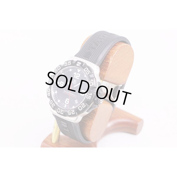 タグホイヤー　フォーミュラー1　WAH1110-0　黒文字盤　サイド