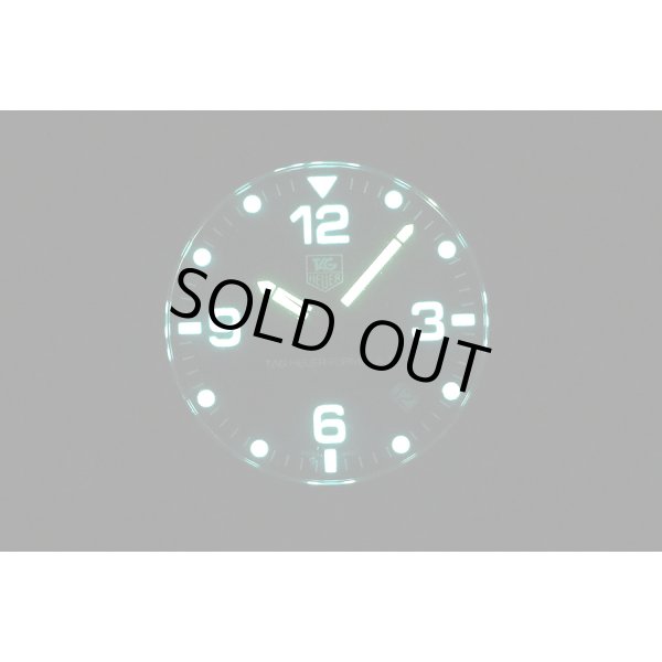 タグホイヤー　フォーミュラー1　WAH1110-0　黒文字盤　ライト暗闇