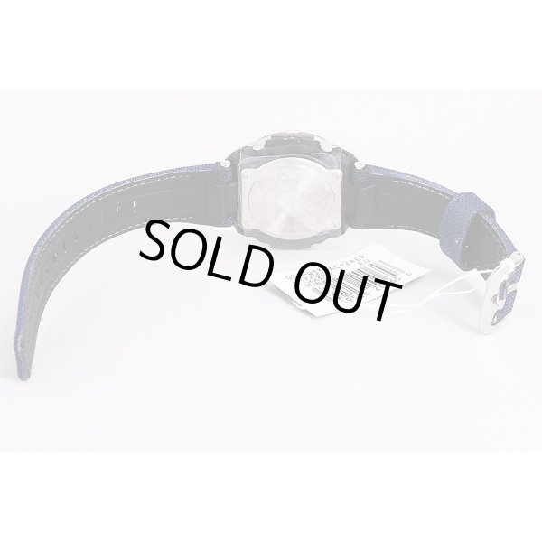 カシオ　Ｇショック　GST-W330　5580　黒文字盤　デニムベルト