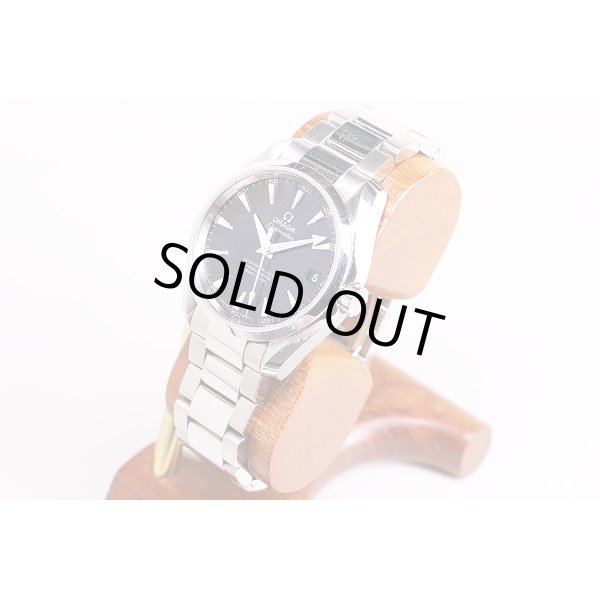 オメガ　シーマスター　アクアテラCOX　231.10.30　黒文字盤　サイド