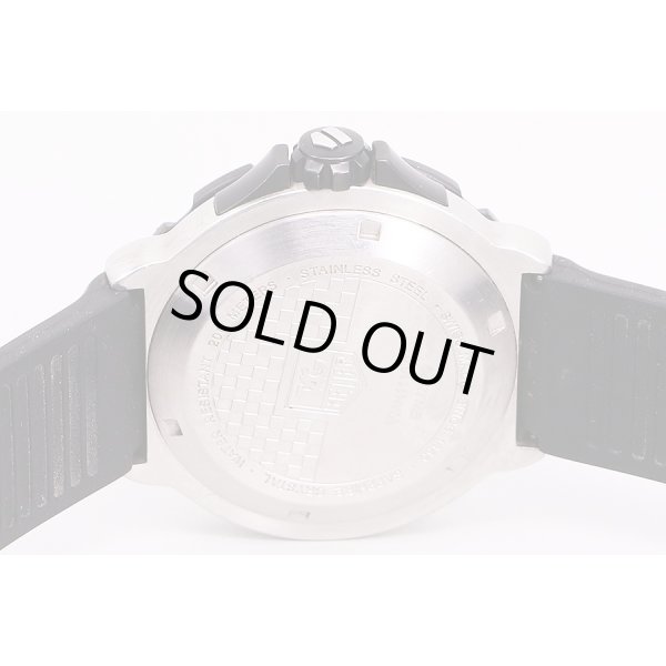 タグホイヤー　フォーミュラー1　WAH1110-0　黒文字盤　裏面拡大