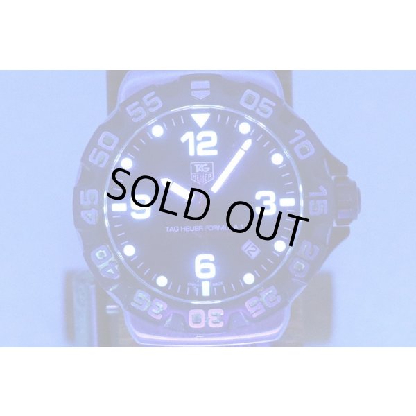 タグホイヤー　フォーミュラー1　WAH1110-0　黒文字盤　ライト