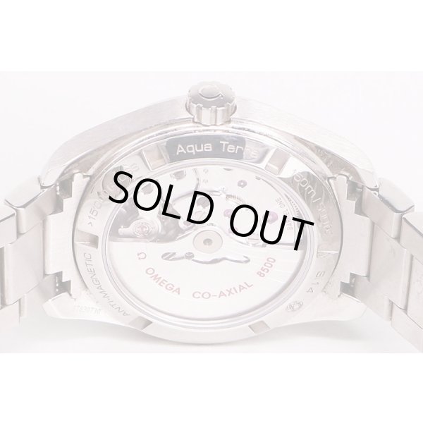 オメガ　シーマスター　アクアテラCOX　231.10.30　黒文字盤　裏面拡大