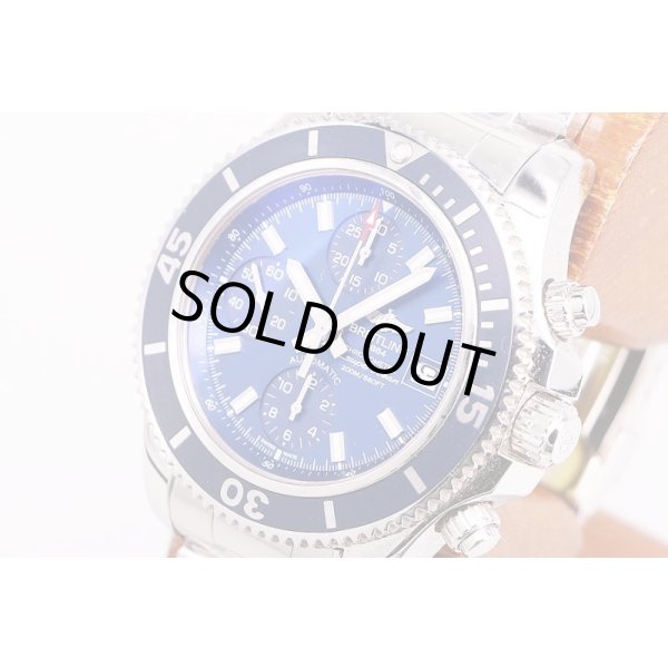 ブライトリング　スーパーオーシャン　クロノグラフ　Ａ１３３１１　紺文字盤　サイド拡大