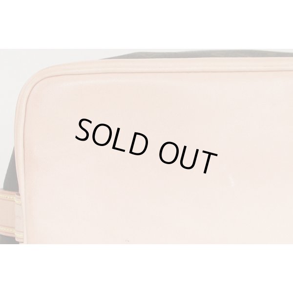 ルイ・ヴィトン　ノエBB M40817　底拡大