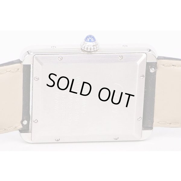 カルティエ　タンクソロＸＬ　白文字盤　裏面拡大