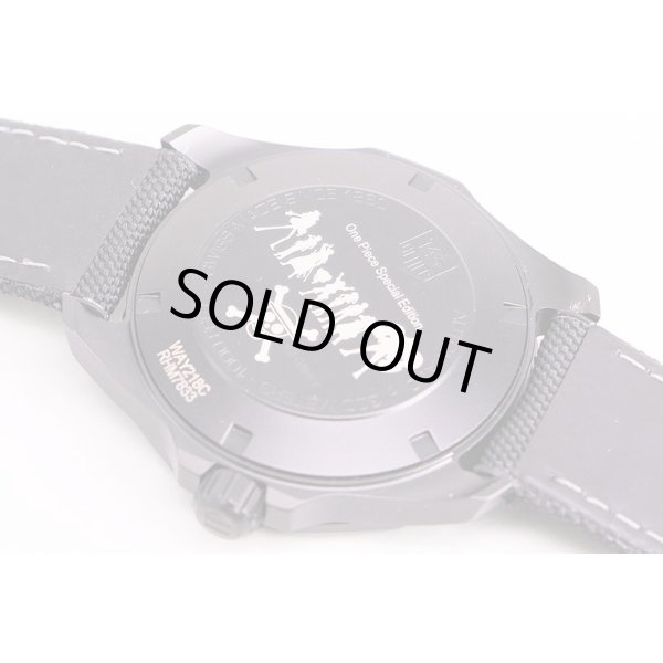 タグホイヤー　アクアレーサーファントム　ＷＡＹ２１８Ｃ　ワンピース限定　グレー文字盤　裏面拡大