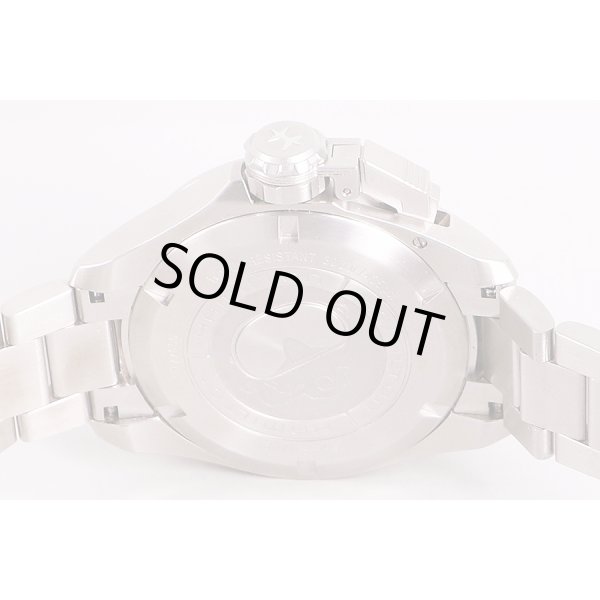 ハミルトン　カーキ　ダイバーオープンウォーター　H777705　青文字盤　裏面拡大